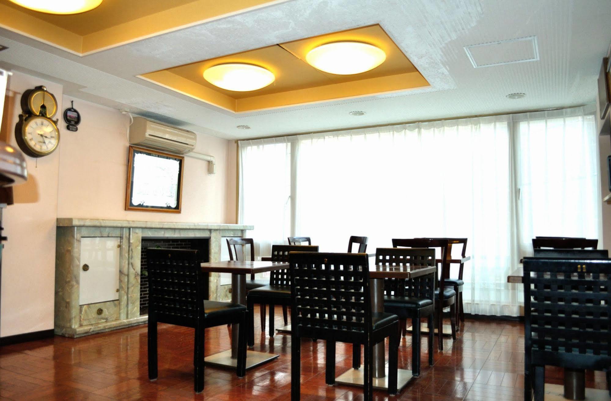 Kochi Sakura Hotel Luaran gambar